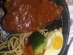 -皇品世家牛排(七一路店)