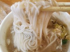 -汪记鲜鱼糊汤粉(沈阳路总店)