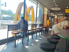-麦当劳(新天地得来速店)