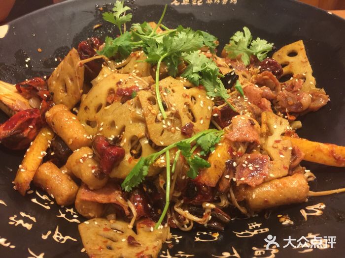 银鼎轩麻辣香锅(丹尼斯2天地店)银鼎轩麻辣香锅(CBD店)图片