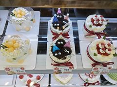 -花花卷卷·鲜食蛋糕(静安久光百货店)