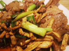 萝卜干回锅肉-盘飧市(春熙路店)