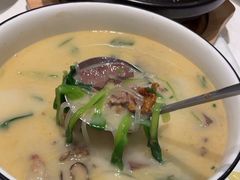 -沪华海鲜大酒楼(南汇店)