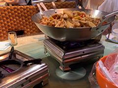 自助取餐区-昱龙大盆牛蛙馆(三兴街总店)