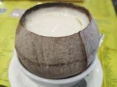 原只椰子炖牛奶-民信老铺(东方广场店)