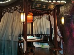 -荷塘秋月·本帮江浙菜(国权路店)