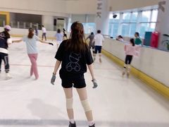 -冠军冰场CHAMPION RINK(百联又一城店)