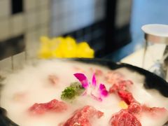 招牌牛腩-三不牛腩(宾虹路店)