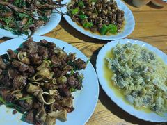 -超越海鲜屋(飞龙物业店)