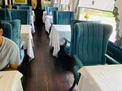 靠窗位-火车头法国西餐厅