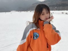 -济南卧虎山滑雪场