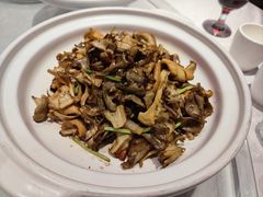 小炒栗子蘑-京味斋·北京烤鸭(北京南站洋桥店)