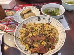 -扬二春炒饭(国庆路总店)