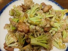 -东来菜馆•手抓海鲜家常菜•海鲜锅贴(鸽子窝店)