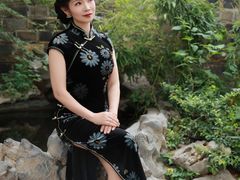 -暮晚尘香汉服旗袍