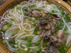 土鸡米线-正宗李家土鸡米线店