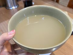 -亮亮面馆(经六路店)