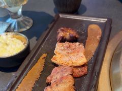 -铭牛烧肉·和牛海鲜自助(高新月牙湖店)