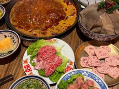 -旧街市鲜货老火锅(大光路店)