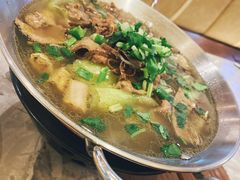 跷脚牛肉-渔语鱼新川菜Bistro(万象天地店)