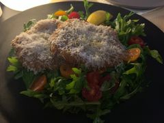 米蘭小牛肉排-Mercato莫卡多露台餐厅与酒吧(K11店)