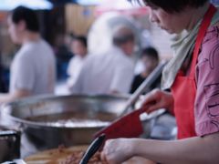 -Kha Mu Charoensang(Silom)