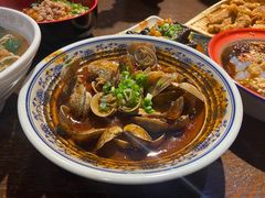 -爆炸头阿姨小四川正宗川味小吃(无任何分店)