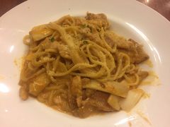 -玛格萝妮比萨屋(四平店)