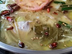 -冒牌富源酸菜猪脚火锅(沐春园店)