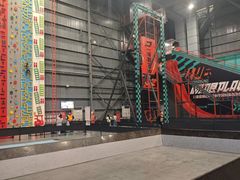 -极限PLAY运动娱乐新世界·团建派对表演休闲馆·室内高空游乐园