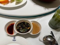 -红鼎豆捞·非遗鲍皇汤火锅(宝丰路店)