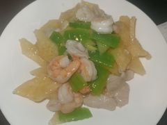 -湖畔鲁菜·二十年老字号餐厅(大明湖店)