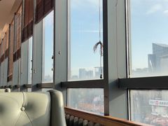 -豪客嘉族·麦尼顿西餐厅(乐福天下店)