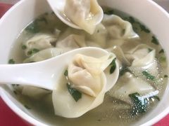 -周震馄饨