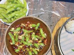-老街烧烤大排档·地道湖北菜·龙虾馆(汉口火车站店)
