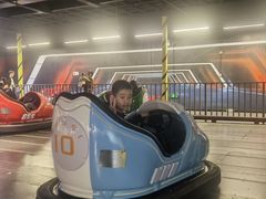 -极限PLAY运动娱乐新世界·团建派对潮玩休闲馆·室内蹦极高空游乐园