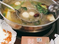 -乡土黄·鲜牛肉火锅·小龙虾(兴业街店)