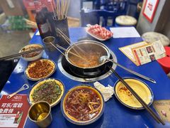 -马路边边火锅串串(观前街店)