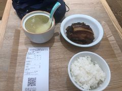 -老乡鸡(融科天地店)