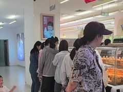 -红星前进面包牛奶公司(君太店)
