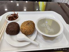 -聚德华天护国寺小吃(甜水园店)