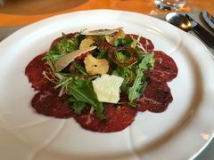 腌制生牛肉片配帕尔马芝士-牛排家(北京王府井澳门中心店)