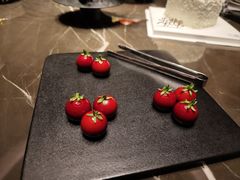 -海派悦庭·海胆烧麦·新融合菜(凯德广场店)