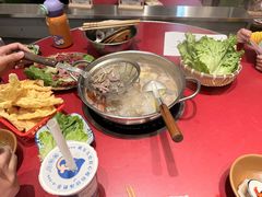 -潮汕·草根牛肉档(上海荟聚城市集市店)