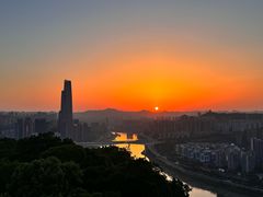 -鹅岭公园瞰胜楼