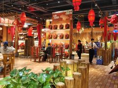 -老滇山寨•云南特色菜•地方菜•民族风情歌舞表演(金碧店)