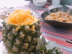 -香巴拉云南餐厅(华莱坞店)