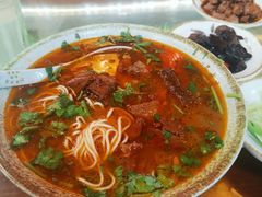 -金杨拉面王小吃面馆·牛三宝面·红烧牛肉粉