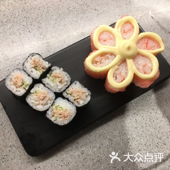 友壹町寿司料理(嘉洲广场店)吞拿鱼沙律小卷图片 