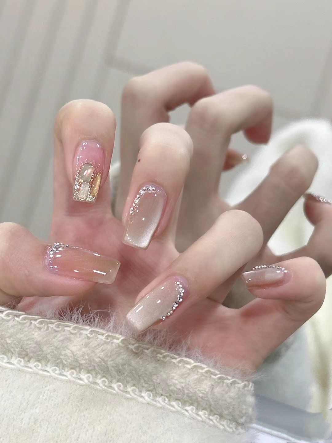 浅色系猫眼超好看(｡･ω･｡)ﾉ♡#猫眼 #同城美甲美睫